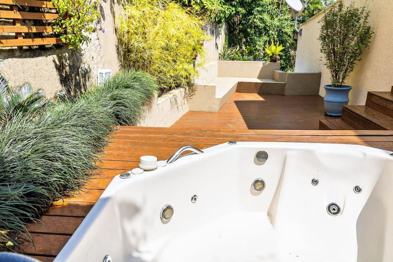 Casas com jacuzzi e churrasqueira a 300 metros da Praia do Perequê na Ilhabela Exterior foto