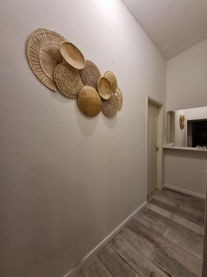 Casas com jacuzzi e churrasqueira a 300 metros da Praia do Perequê na Ilhabela Exterior foto